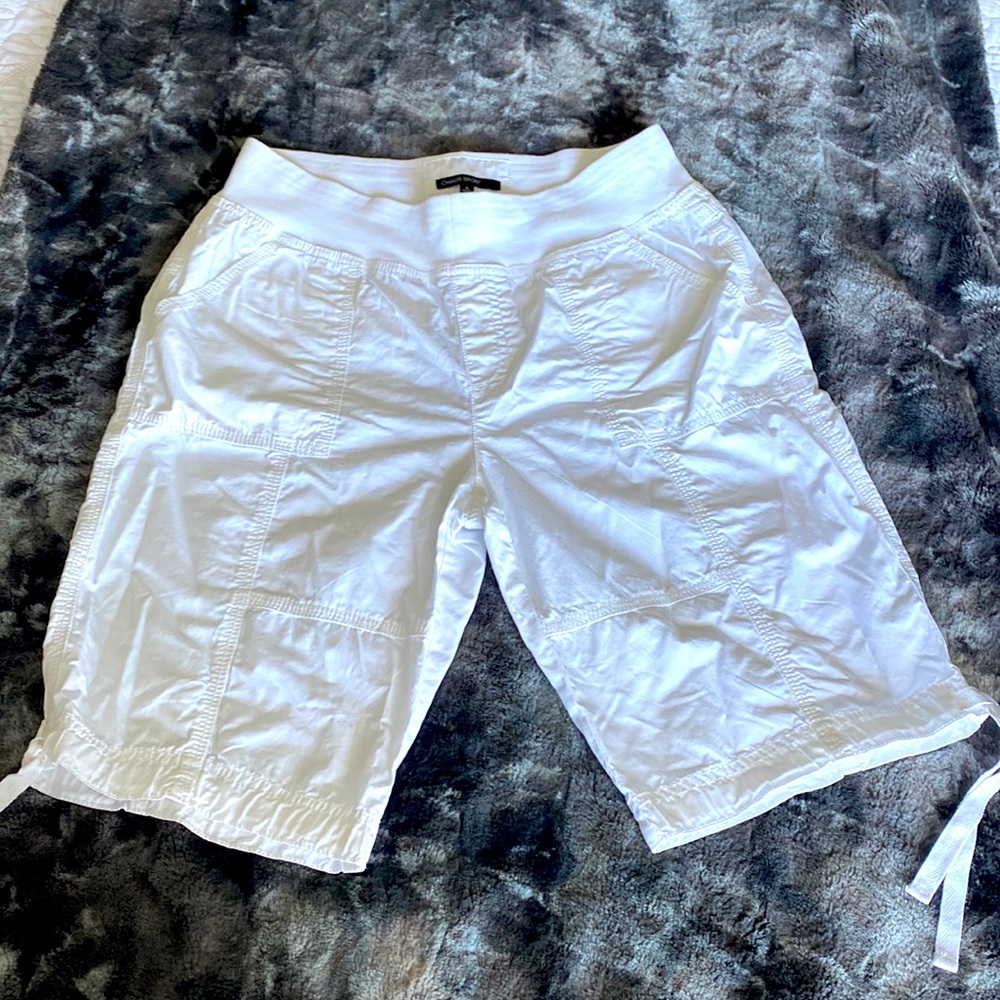 NWOT Chaus Sport Bermuda shorts